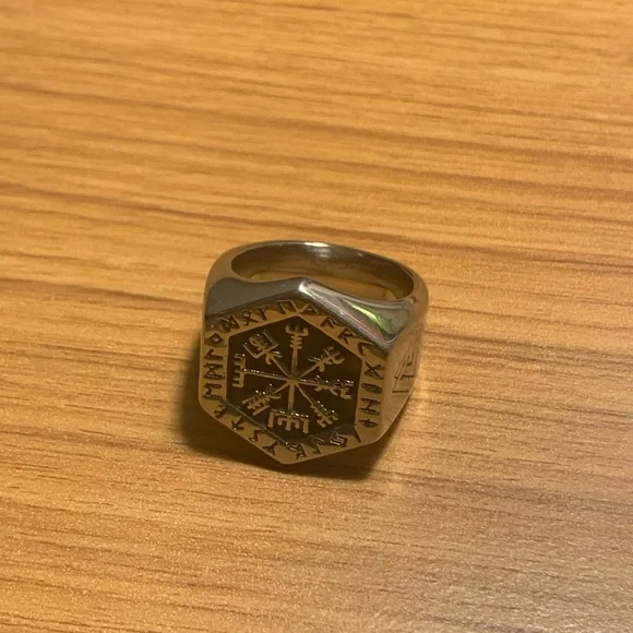 VEGVISIR RING WITH NORDIC SYMBOLS SIZE 9 - Picture 4 of 6